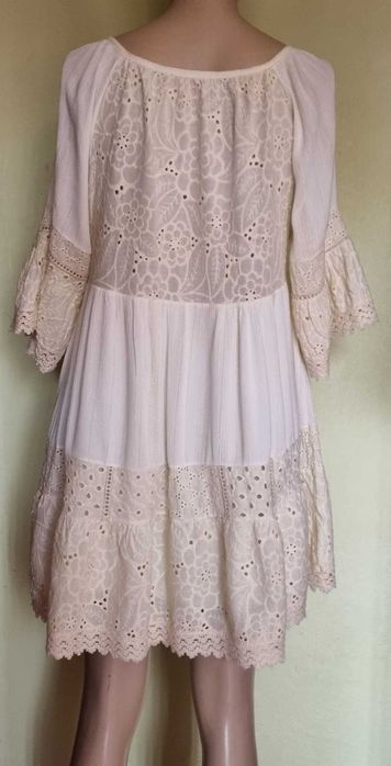 Rochie brodata, dichisita, bumbac 60% vascoza 40%, marimea M