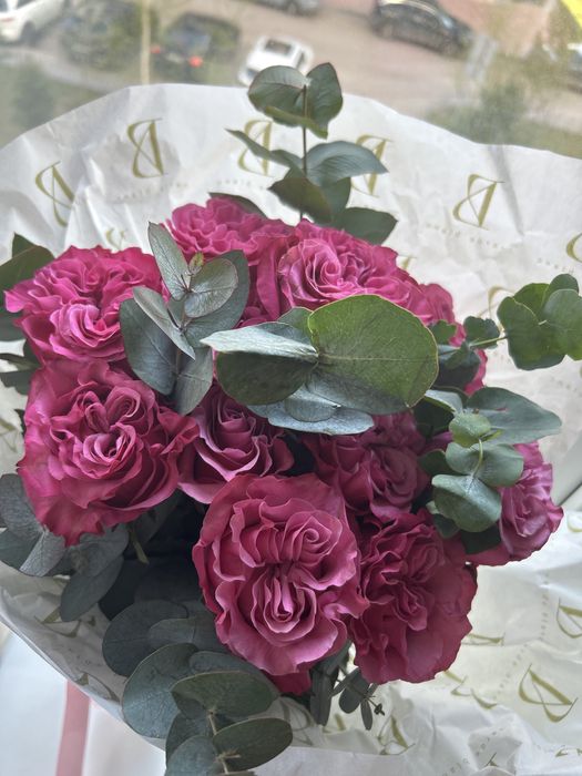 Продаю цветы розы сегодняшние