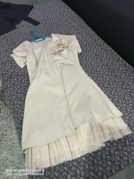 Дамски рокли размер S