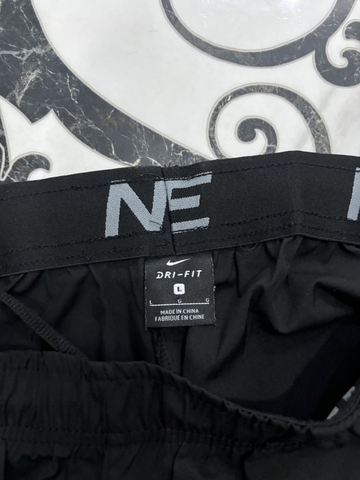 Шорты Nike новые оргинал