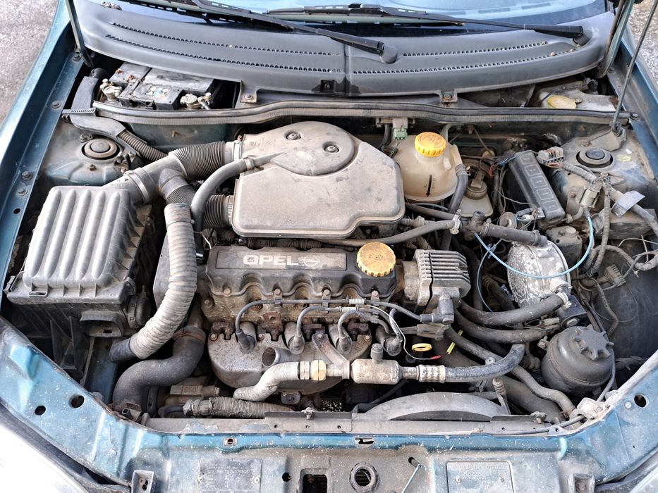 Опел корса B на части 1.4 60кс