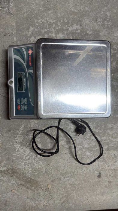 электронные настольные весы