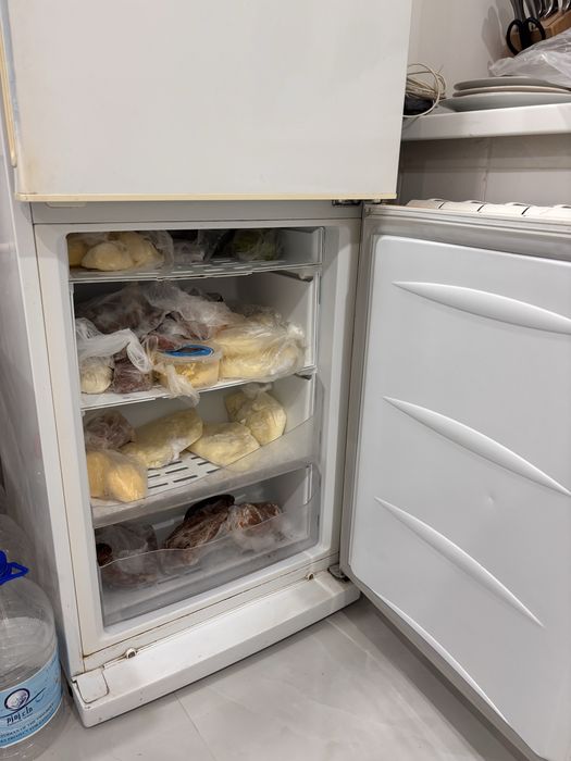 Продается холодильник