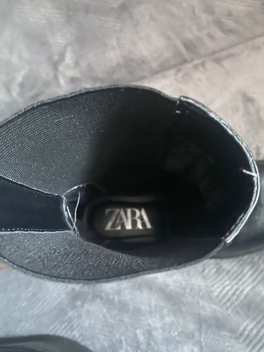 Ghete Zara originale,marimea 35.