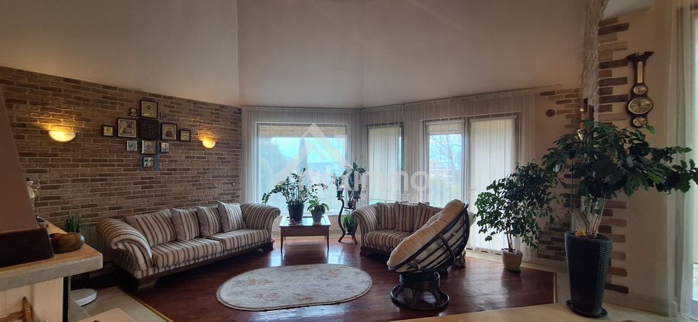 Къща в Варна-Виница площ 310 цена 395000