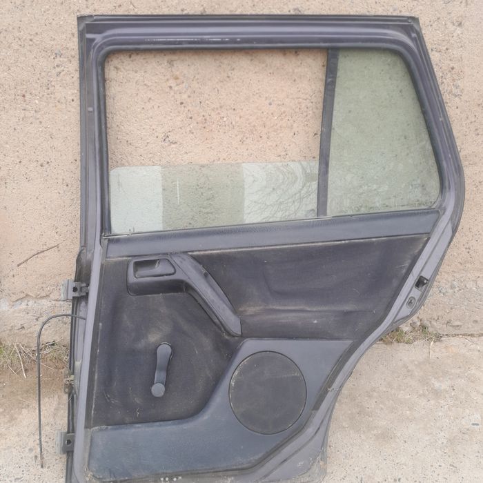 Правый дверь на голф 3
