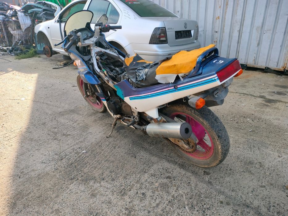 Dezmembrari Kawasaki GPZ-500S (1987-2009) 498cc Benzina
