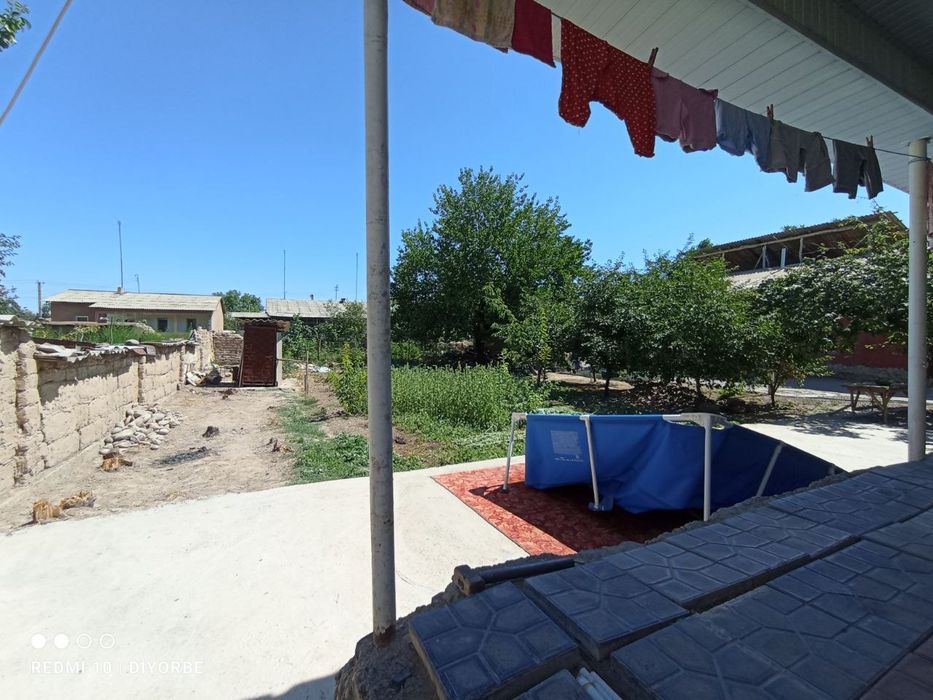 Срочно yer sotiladi