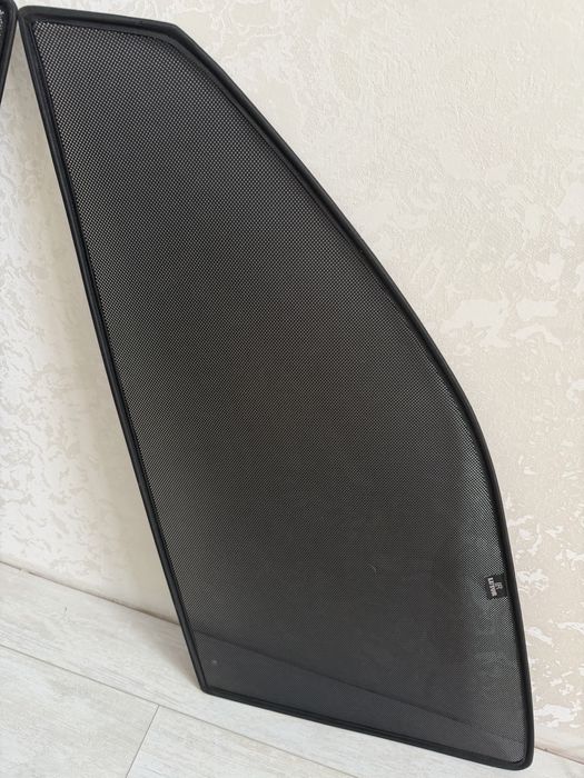 Продам шторки на BMW E39.