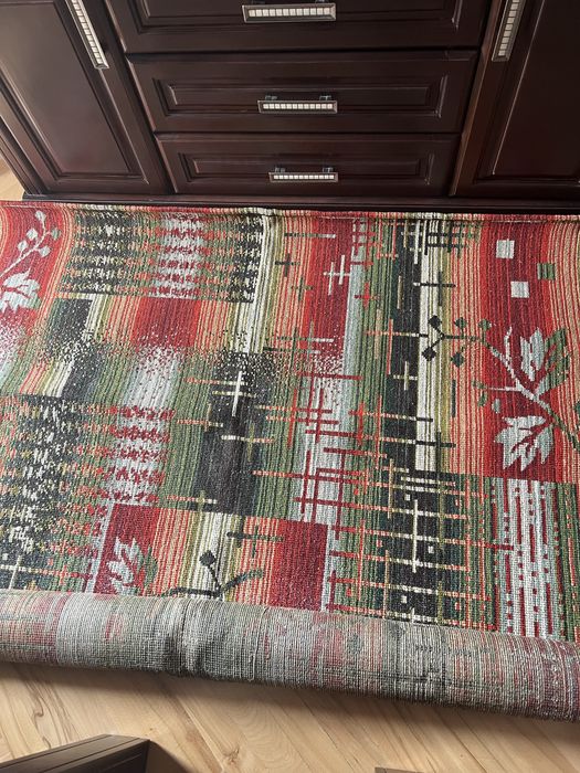 Чисто нов килим 2.40/1.70