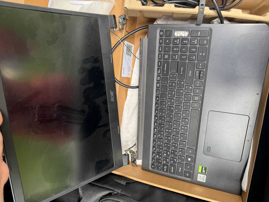 Acer Aspire 7 / Запчасть / Плата и RAM