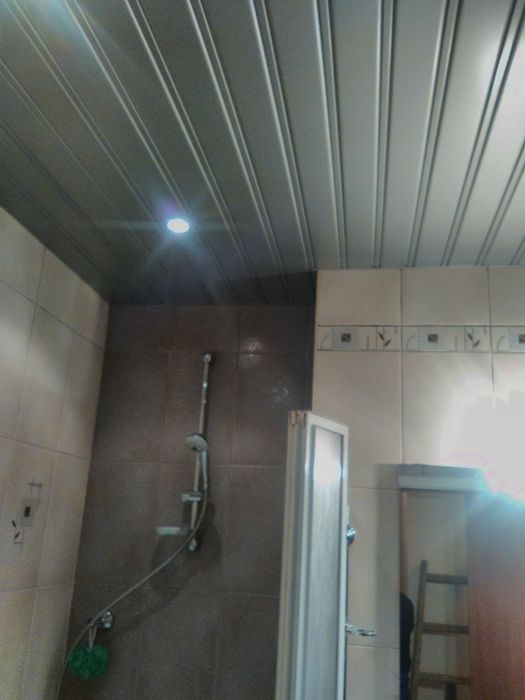 Хънтър Дъглас окачени тавани за баня