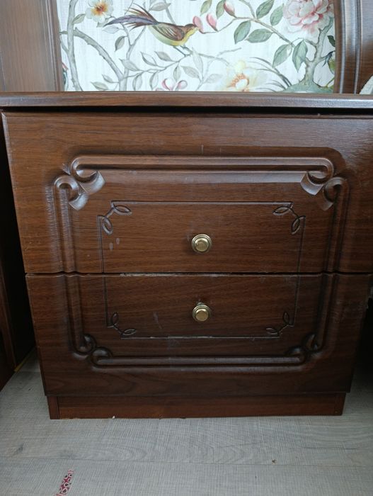 Спальный гарнитур