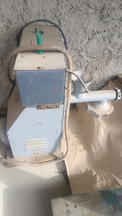 Kuksi va lagʻmon hamiri myasrofkasi