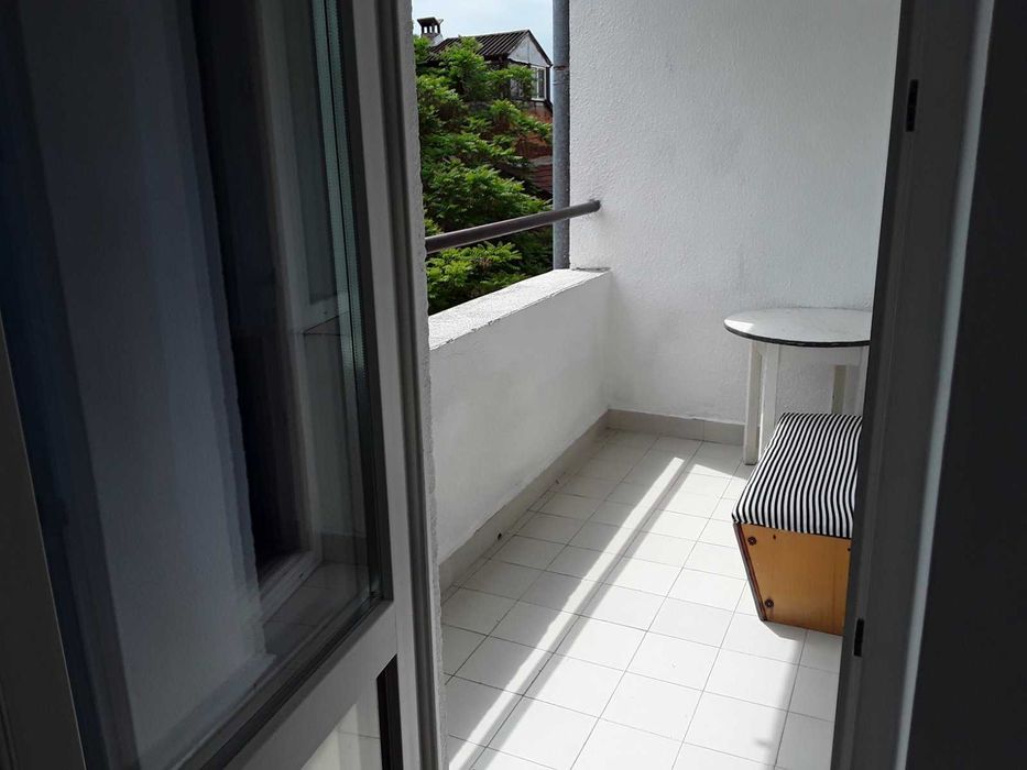 Дава се под наем Тристаен апартамент в София, Център - 100 кв.м за 857.82 € - Снимка #9