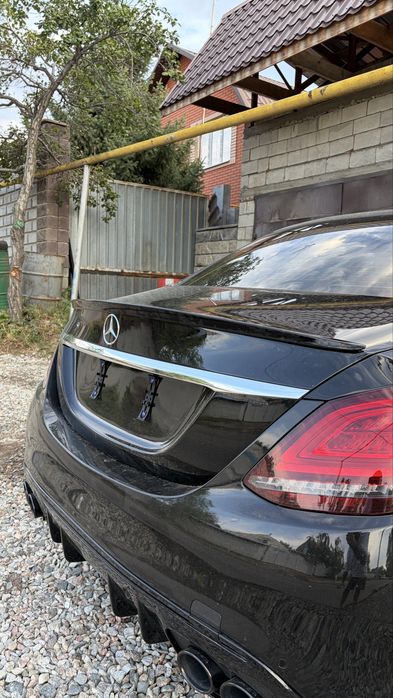 Спойлер на mercedes w205
