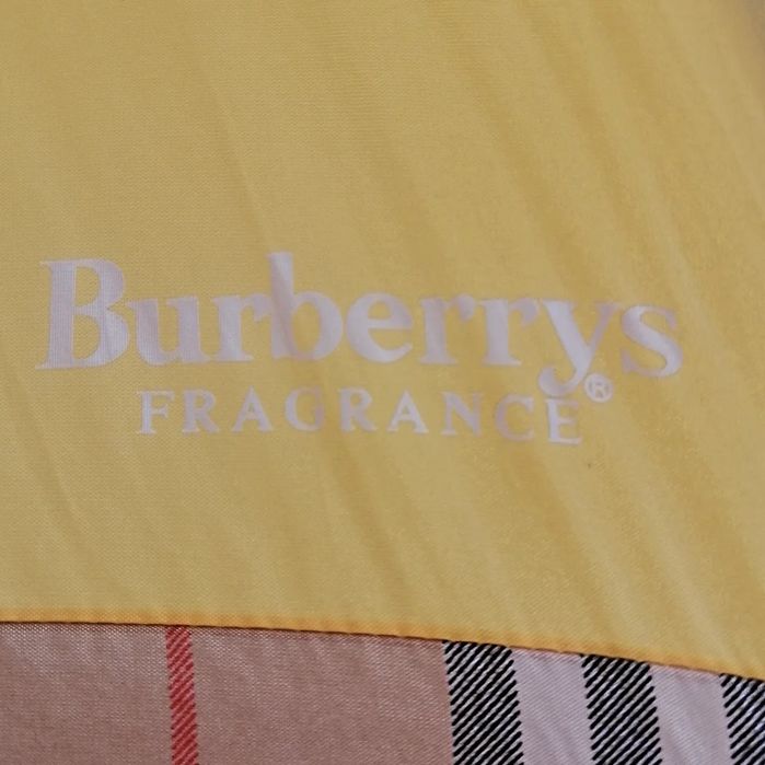 Burberry. Чадър.