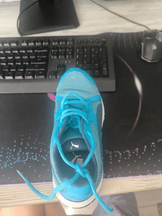 Puma adidasi sport marime 37,5