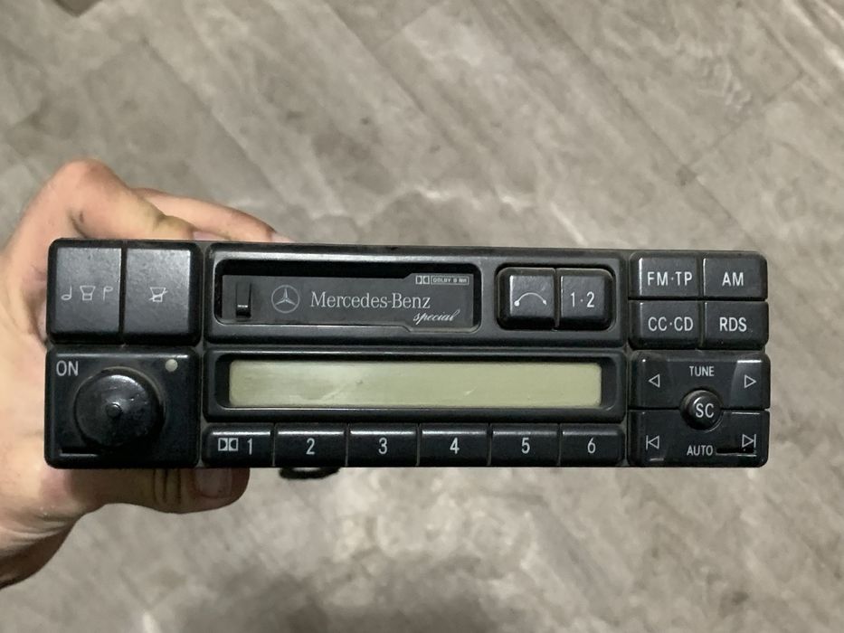 Магнитофон,магнитола Мерседес