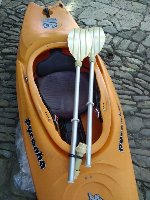 Продавам каяк  Pirahna S6 190