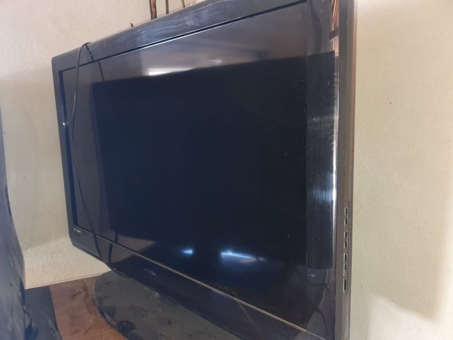 Televizoare led, functionale, diagonala 81-101,