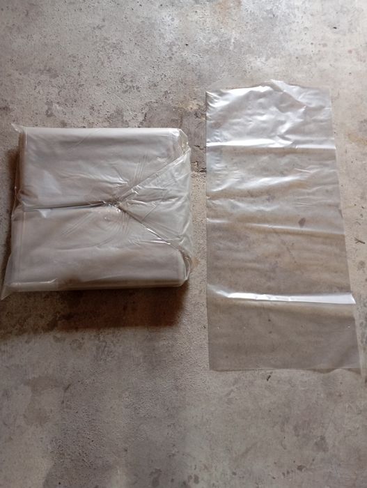 Saci transparenți din plastic(polietilenă)