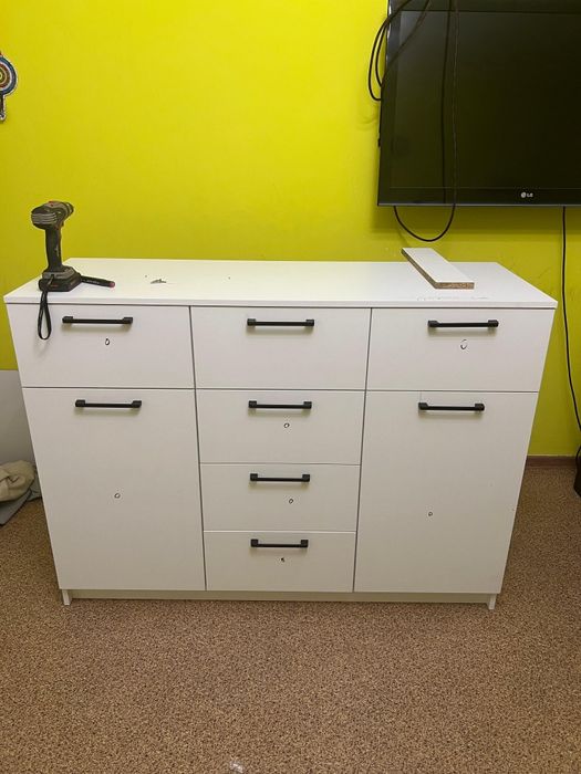 Новый комод белый