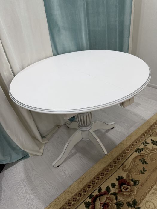 Продам стол в хорошим состояние