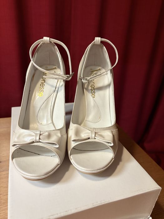 Pantofi alb sidef Veronesse mas 35