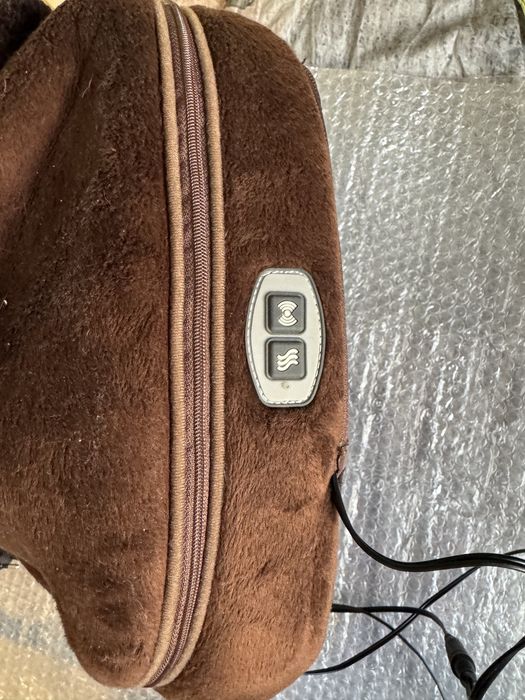 Вибромассажер-грелка Wellneo