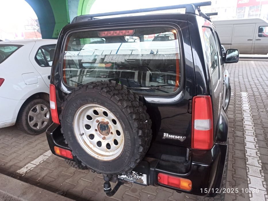 Suzuki Jimny  1.3