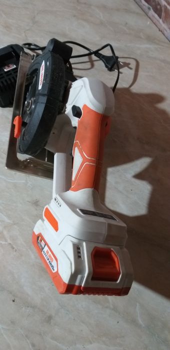 Ferestrau circular ruris rmx 3140