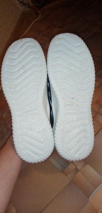 Мужские кроссовки