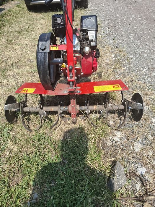 Бензинова мотофреза FORTECO F90