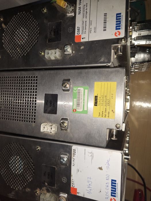 Control numeric NUM pentru CNC