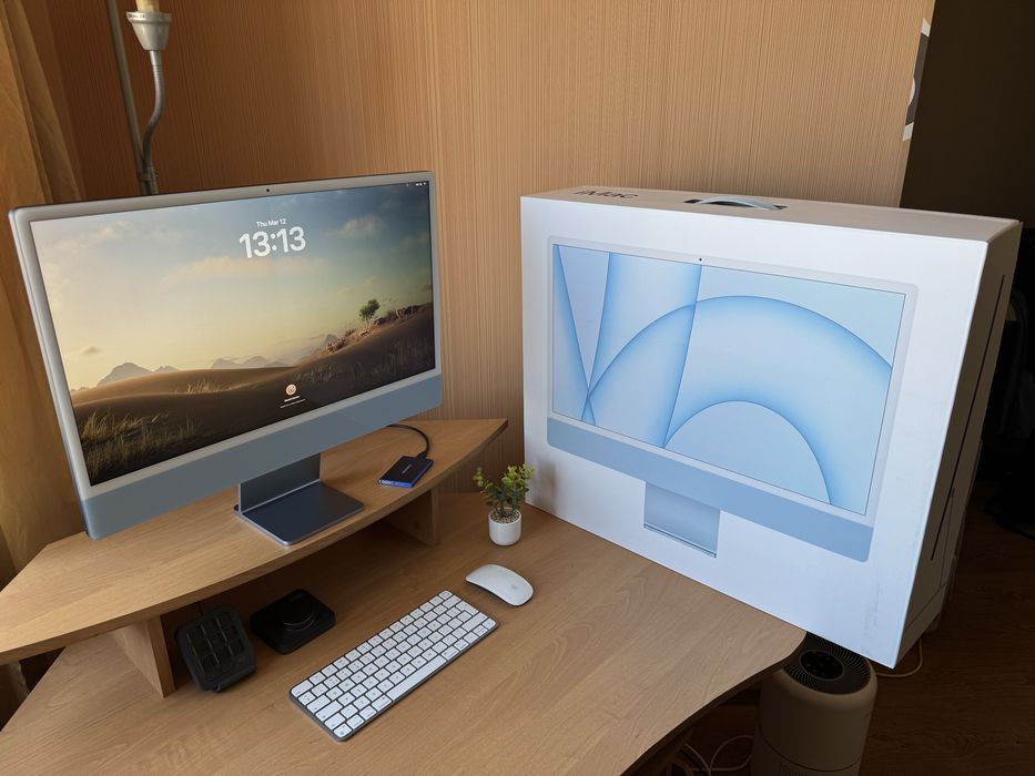 Apple iMac 24” M1 / 16GB RAM / 256GB SSD / 4.5K Retina