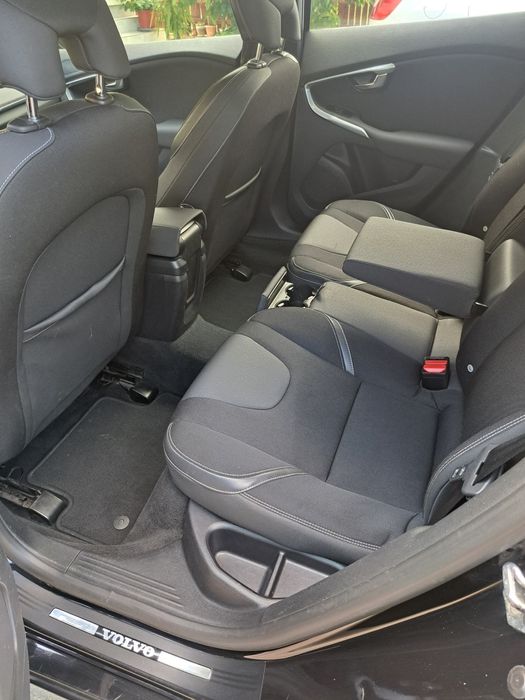 Volvo V40,2.0d euro6 M Business