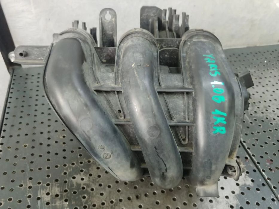 Galerie admisie toyota yaris 1.0b 1kr-b52 17120-0q040
