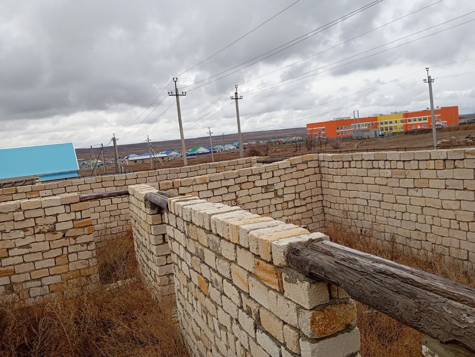 Продам недостроенный дом