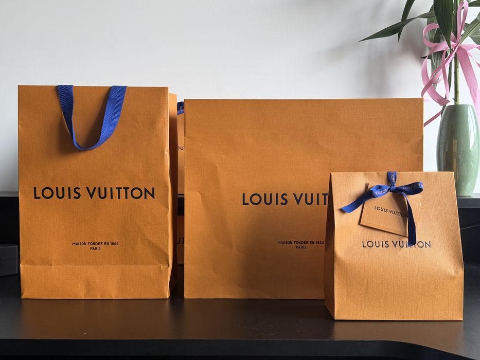 Оригинални картонени торбички louis vuitton