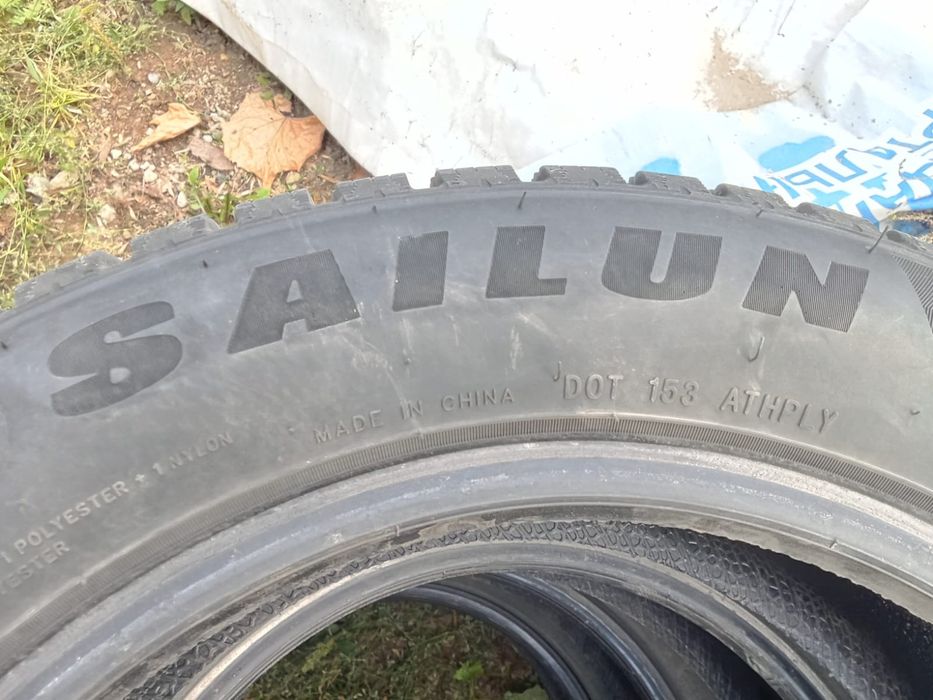 Продам зимние покрышки