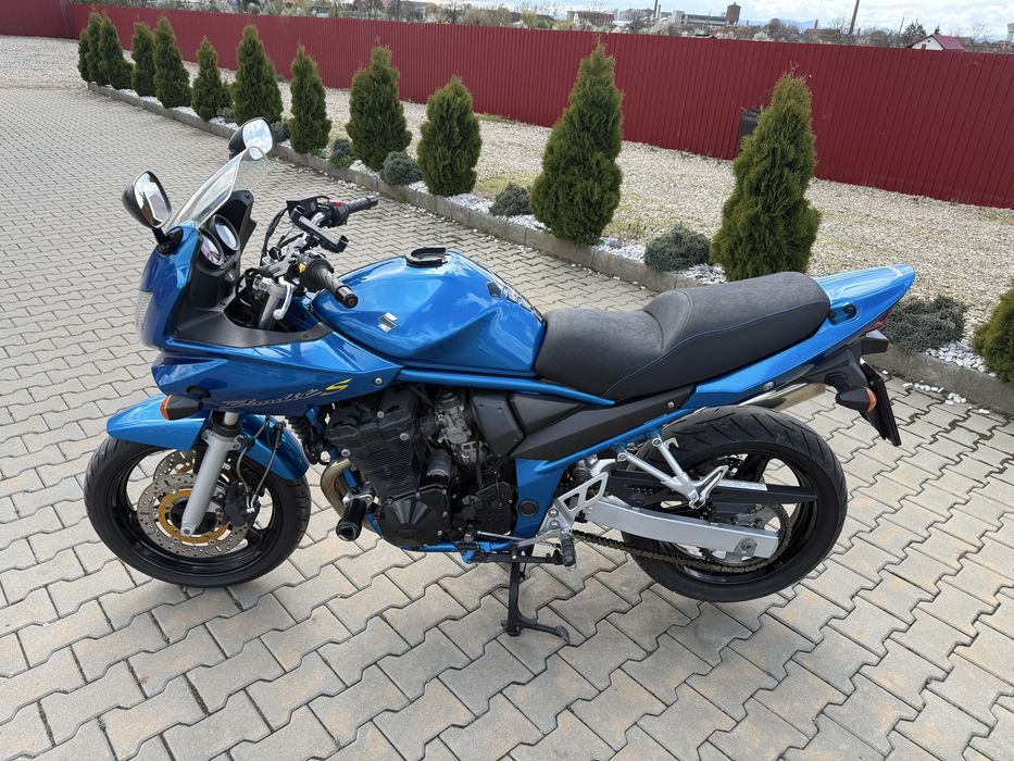 SUZUKI GSF 650 SA BANDIT S SISTEM FRANARE ABS FATA+SPATE km reali absolut impecabil+culoare deosebita+pentru pretentiosi