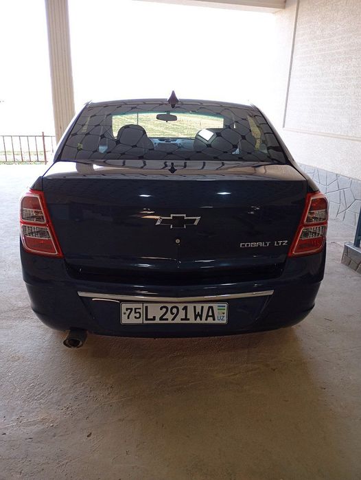 Автомобиль 2024 Шевроле кобальт