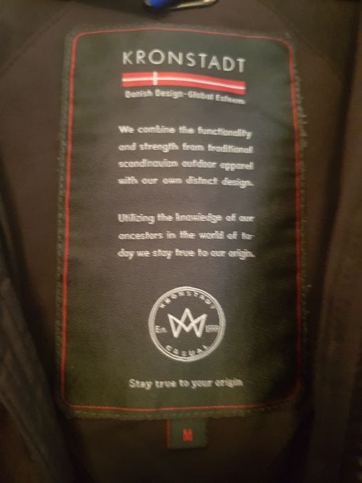 Зимно яке с качулка