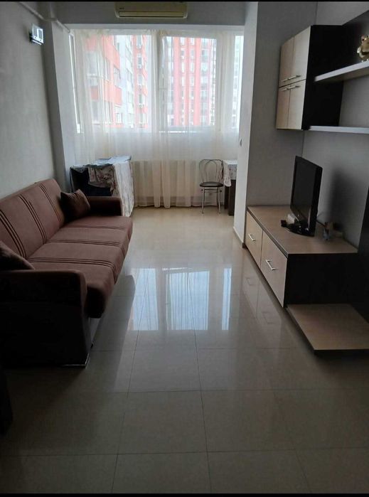 Apartament cochet in bloc Ared-Uta, etaj 1