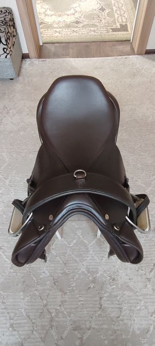 продам конкурное седло