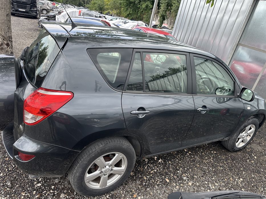Тойота Рав4 Toyota Rav4 2.2 d4d 136 кс На части