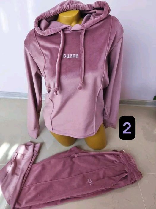 Trening dama catifea 170lei