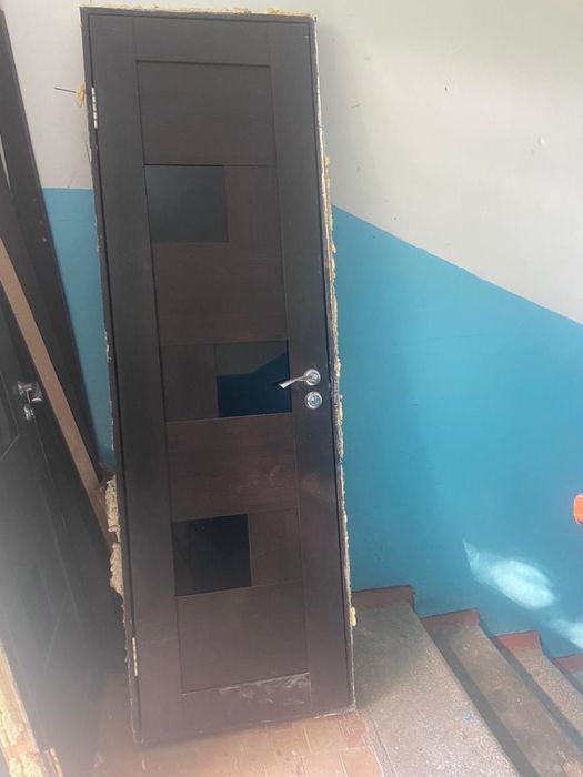 Продам межкомнатные двери