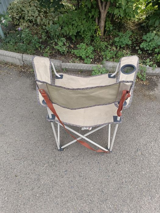 Продам раскладной стул.